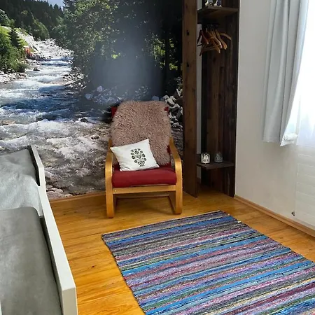 Haus I'mperfect Stumm