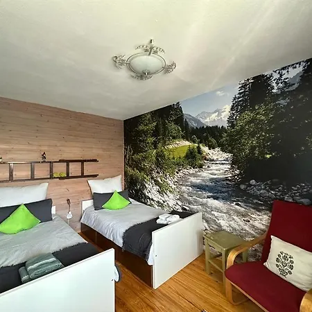 Haus I'mperfect Apartment *