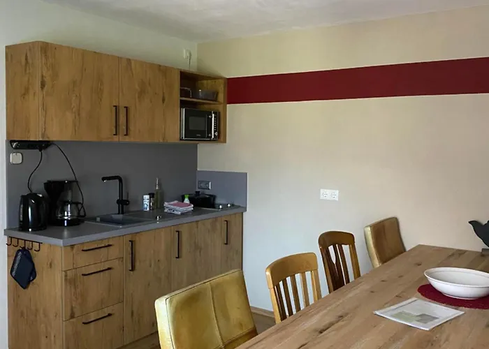 Haus I'mperfect ستام