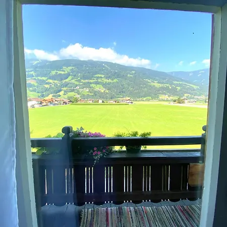 Haus I'mperfect Apartament